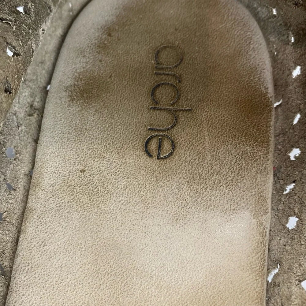 Arche Lilly Ballet Flat Beige Nubuck Size US 8 EU 39 Laser Cut Perforated Design
